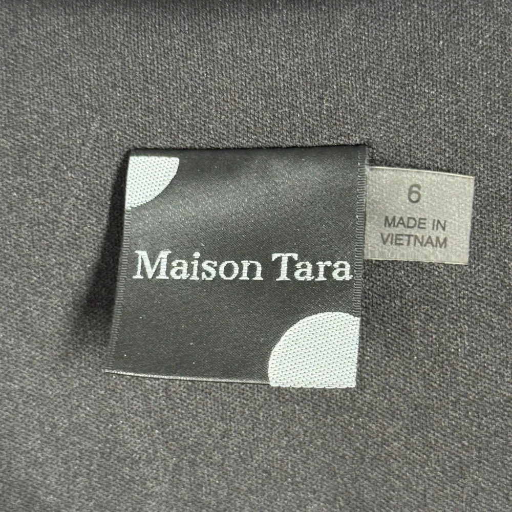 Maison Tara Dress Floral Print Midi Long Sleeve V Neck Black‎ Orange Size 6